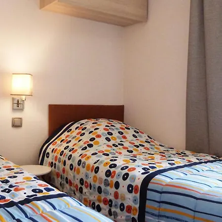مكان تخييم Le Mediterranee 3*