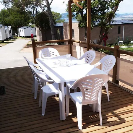 Le Méditerranée Camping 2*